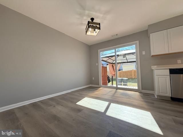 146 MARINE OAKS DR, Essex, MD 21221