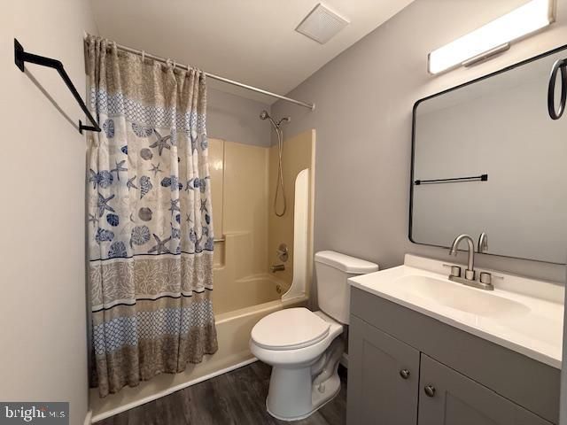 146 MARINE OAKS DR, Essex, MD 21221