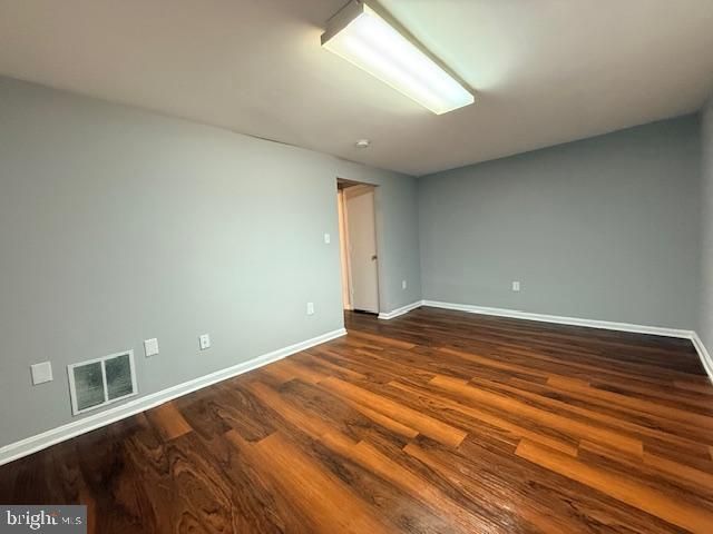 146 MARINE OAKS DR, Essex, MD 21221