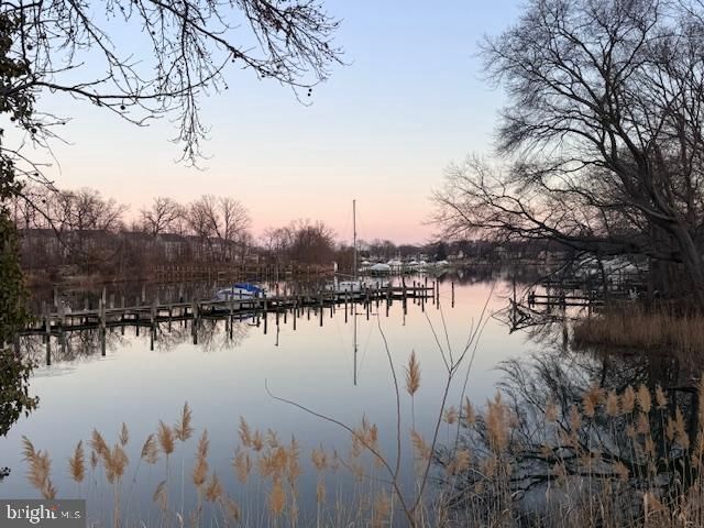 146 MARINE OAKS DR, Essex, MD 21221