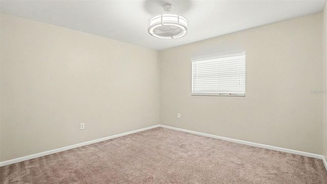 2135 NE 6TH PLACE, Ocala, FL 34470