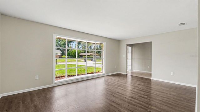 2135 NE 6TH PLACE, Ocala, FL 34470