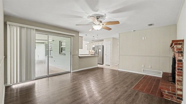 2135 NE 6TH PLACE, Ocala, FL 34470