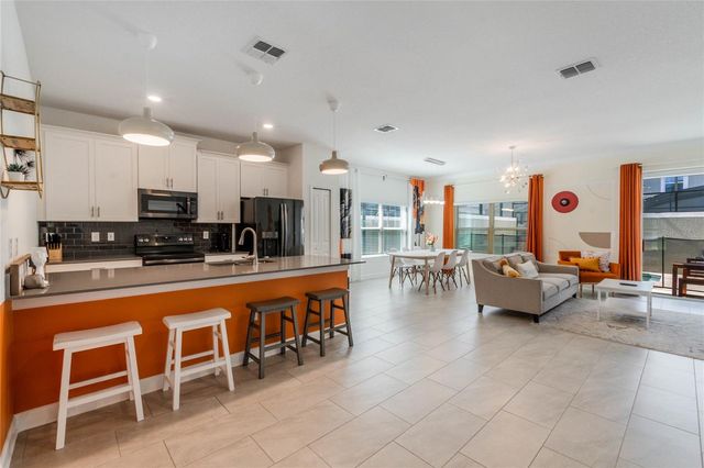 4249 PARAGRAPH DRIVE, Kissimmee, FL 34746