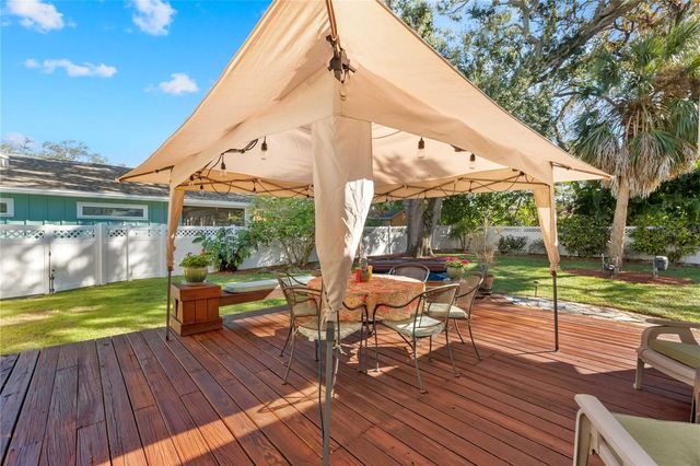 1109 COMMODORE STREET, Clearwater, FL 33755