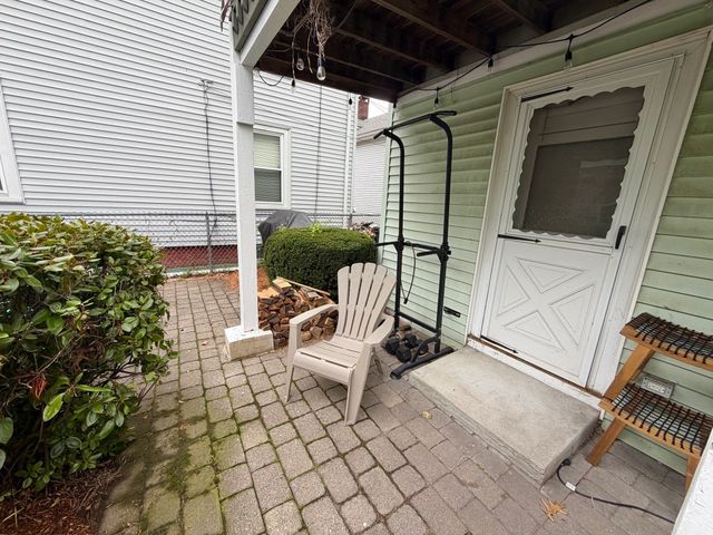 5 Cottage Ln 1, Watertown, MA 02472