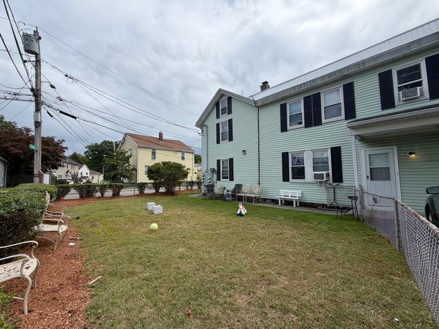 5 Cottage Ln 1, Watertown, MA 02472