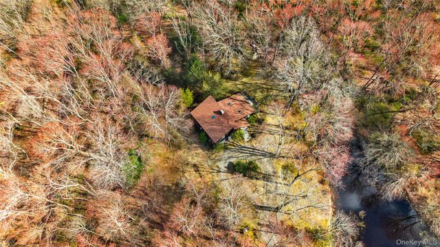 110 Cross Pond Road, Pound Ridge, NY 10576