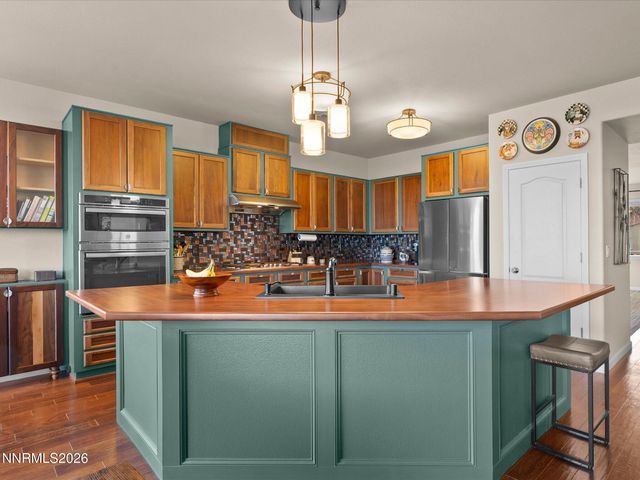 4430 Dancing Moon Court, Sparks, NV 89436