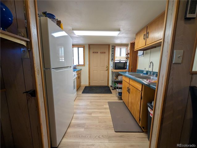 2117 Badger Creek Road, Hartsel, CO 80449