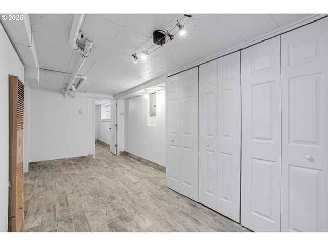 2817 Ne WEIDLER St, Portland, OR 97232