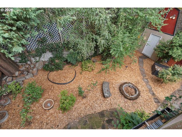 2817 Ne WEIDLER St, Portland, OR 97232
