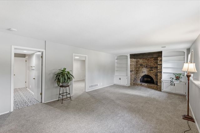 8300 E Brookhollow, Wichita, KS 67206