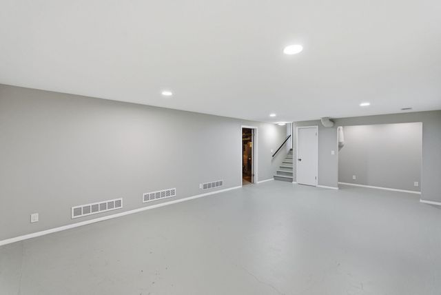8300 E Brookhollow, Wichita, KS 67206