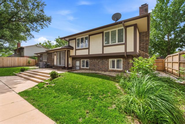 8300 E Brookhollow, Wichita, KS 67206