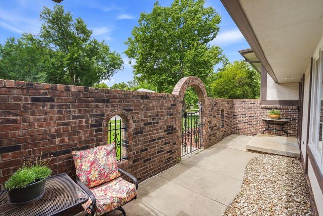 8300 E Brookhollow, Wichita, KS 67206