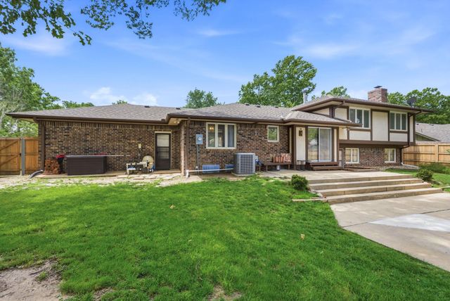 8300 E Brookhollow, Wichita, KS 67206