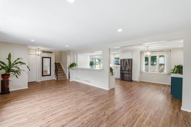 8300 E Brookhollow, Wichita, KS 67206