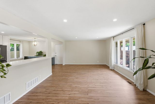 8300 E Brookhollow, Wichita, KS 67206