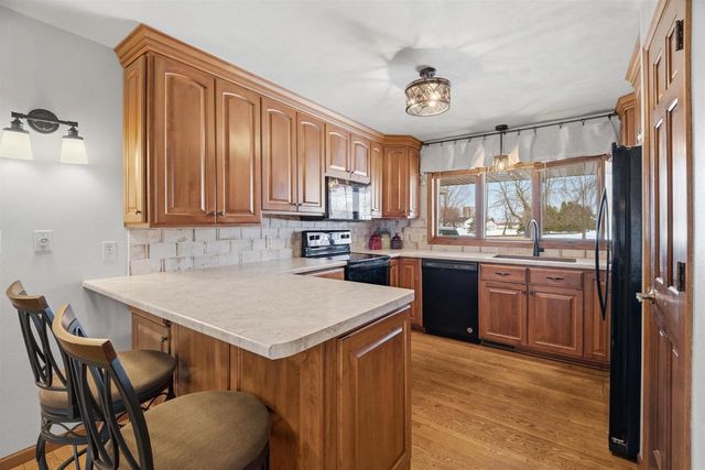 N3893 VANDEN BOSCH ROAD, Kaukauna, WI 54130