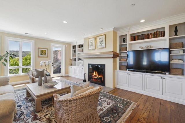 7 Redberry, Portola Valley, CA 94028