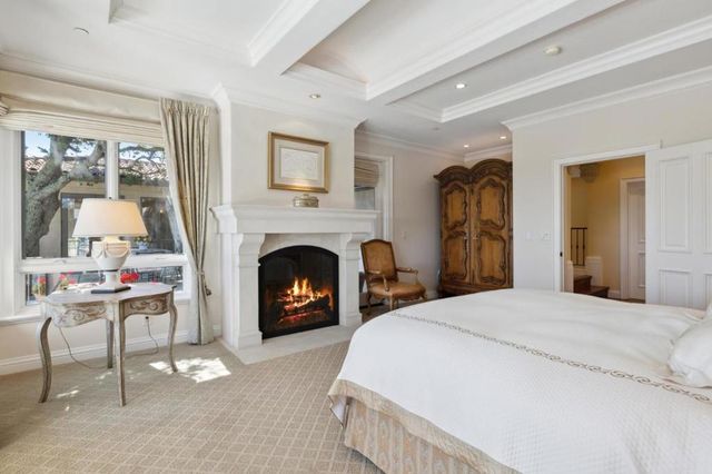 7 Redberry, Portola Valley, CA 94028