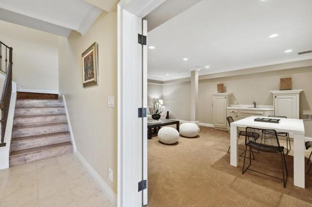 7 Redberry, Portola Valley, CA 94028