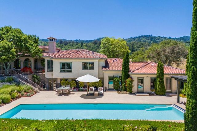 7 Redberry, Portola Valley, CA 94028