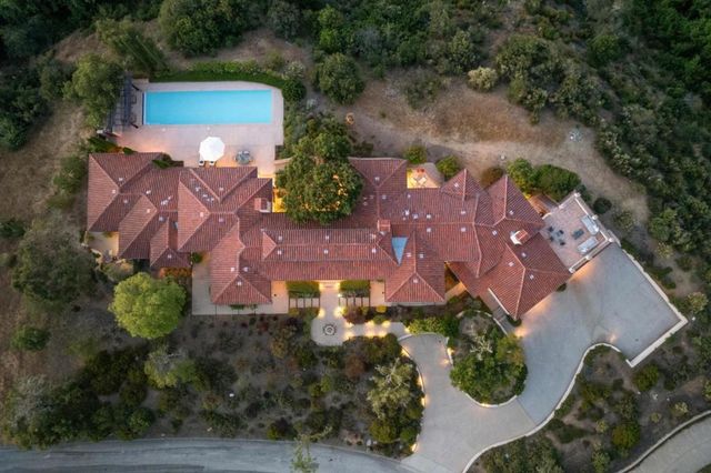 7 Redberry, Portola Valley, CA 94028