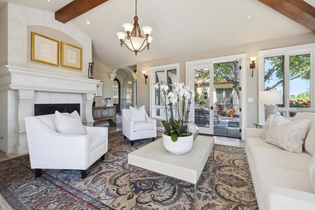 7 Redberry, Portola Valley, CA 94028