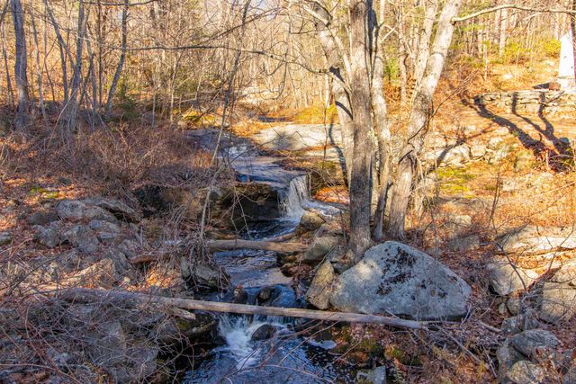 137 Cascade Road, Mason, NH 03048