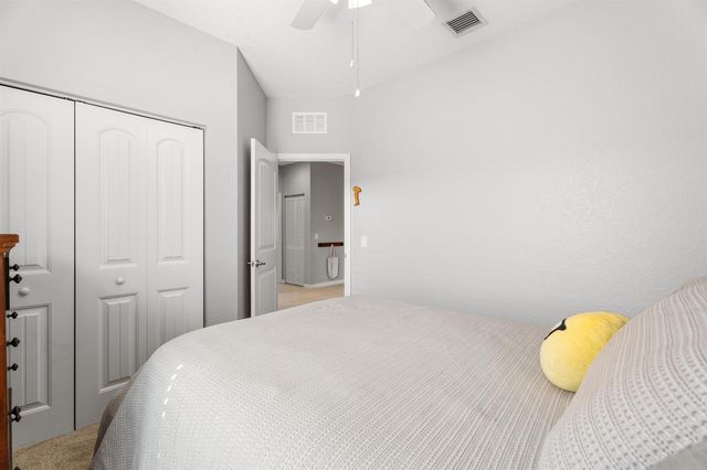445 NW Sunflower Place, Jensen Beach, FL 34957