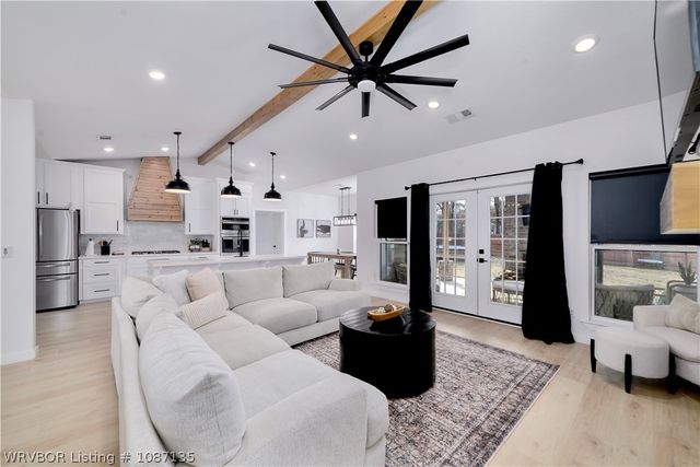 2323 S Coker Street, Greenwood, AR 72936