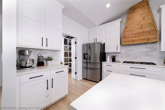 2323 S Coker Street, Greenwood, AR 72936