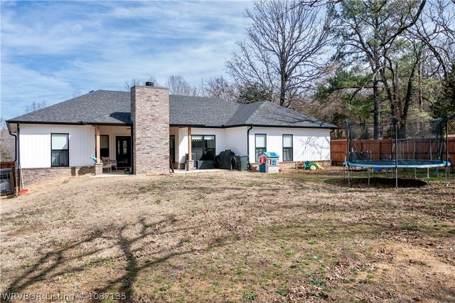 2323 S Coker Street, Greenwood, AR 72936