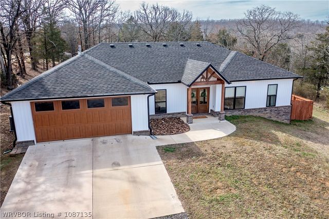 2323 S Coker Street, Greenwood, AR 72936