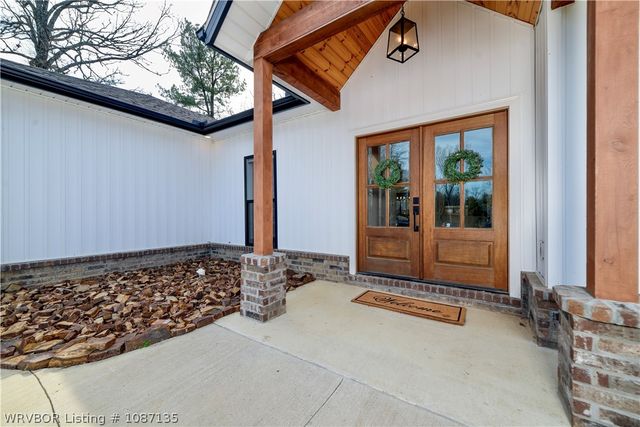 2323 S Coker Street, Greenwood, AR 72936