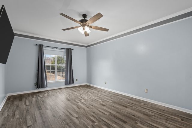 102 Clairmonte Ln, Hendersonville, TN 37075