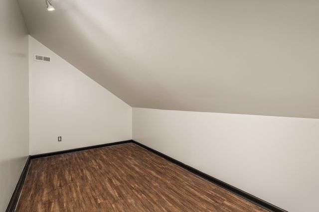 102 Clairmonte Ln, Hendersonville, TN 37075