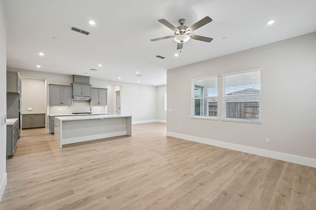 3024 Atirro Way, Rancho Cordova, CA 95742