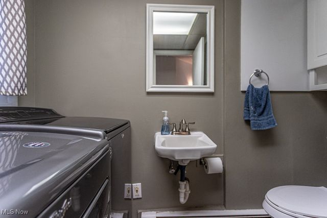 4453 N Leavitt, Warren, OH 44485