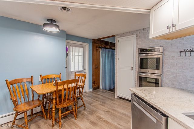 4453 N Leavitt, Warren, OH 44485