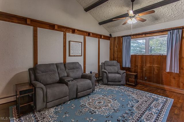 4453 N Leavitt, Warren, OH 44485