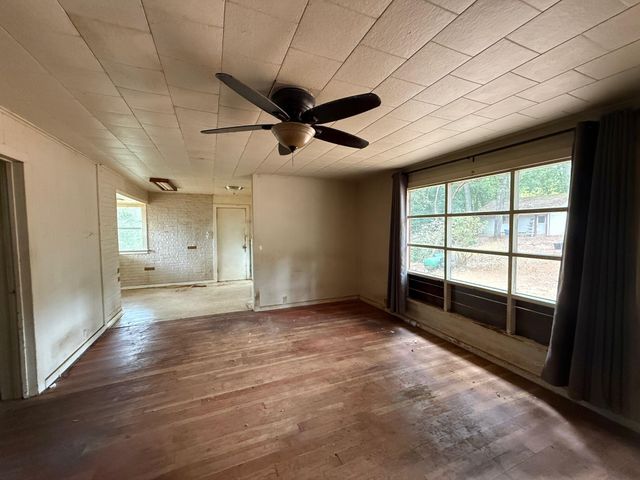 9819 Dyerville Loop Road, Myers Flat, CA 95554