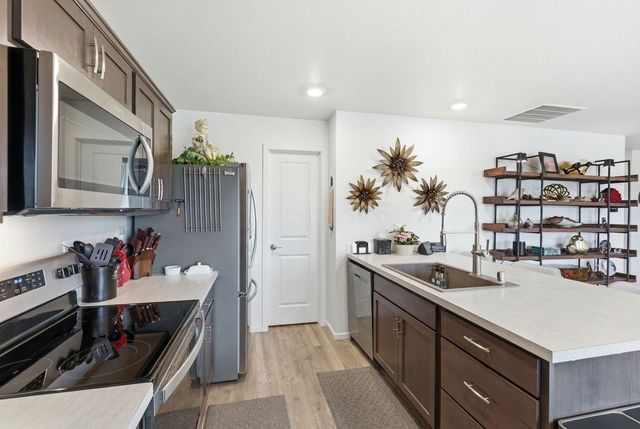 8308 S Colwood Rd, Cheney, WA 99004