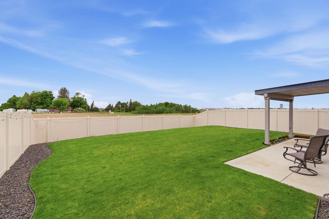 8308 S Colwood Rd, Cheney, WA 99004