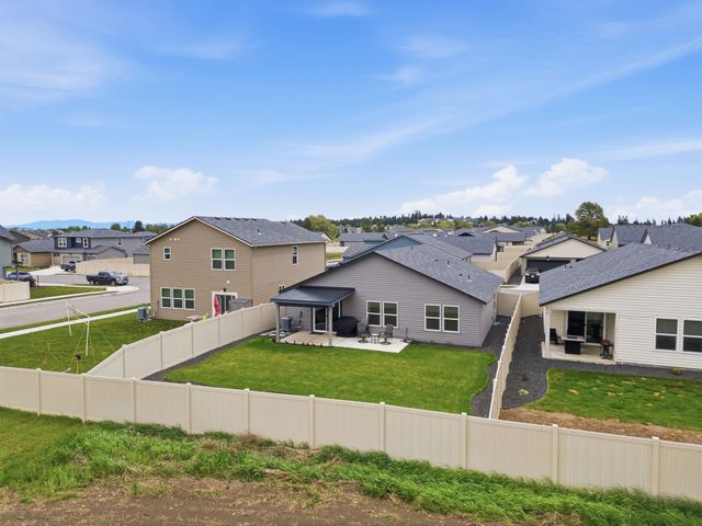 8308 S Colwood Rd, Cheney, WA 99004