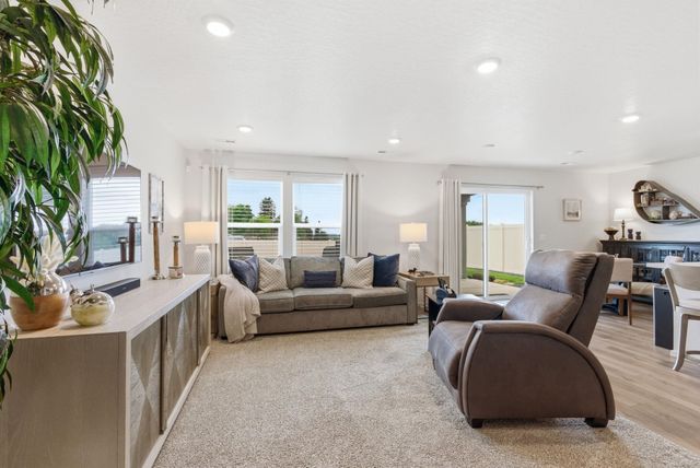 8308 S Colwood Rd, Cheney, WA 99004