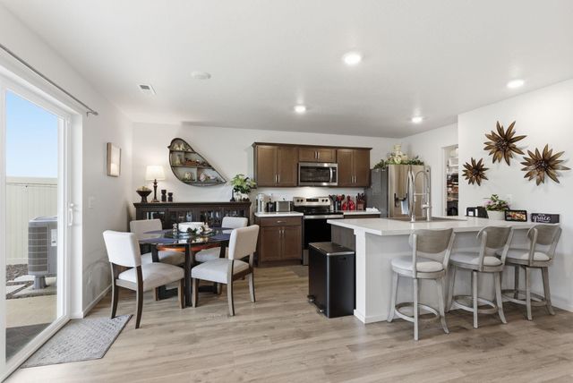 8308 S Colwood Rd, Cheney, WA 99004