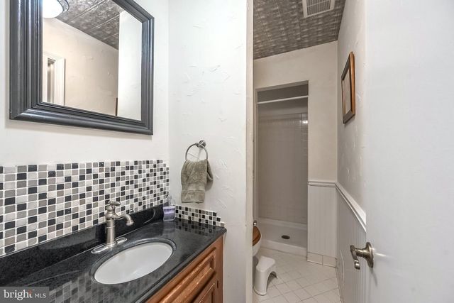 6245 SQUIRREL NEST LN, Warrenton, VA 20187